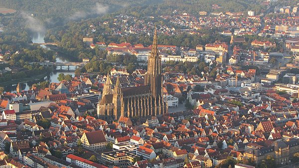 Ein Bild von Ulm aus der Luft