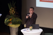 Warten bringt nichts 2014