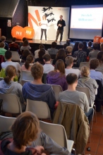 Warten bringt nichts 2014